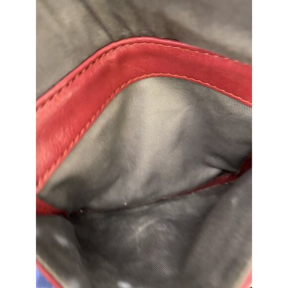 Fossil Red Leather Crossbody Shoulder Bag With Gold-Tone Hardware & Key Accent - Picture 8 of 12